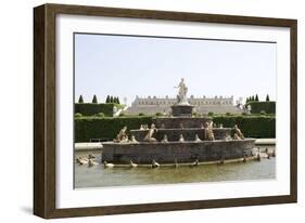 Vue du parc : parterre de Latone-Gaspard Marsy-Framed Giclee Print