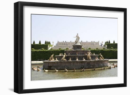 Vue du parc : parterre de Latone-Gaspard Marsy-Framed Giclee Print