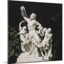 Vue du parc : statue: demi-lune du parterre de Latone côté nord : "Laocoon et ses fils étouffés-Jean-Baptiste Tuby-Mounted Giclee Print