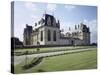 Vue extérieure du château d'Ecouen : façade sud du château, prise de l'angle sud-est-null-Stretched Canvas