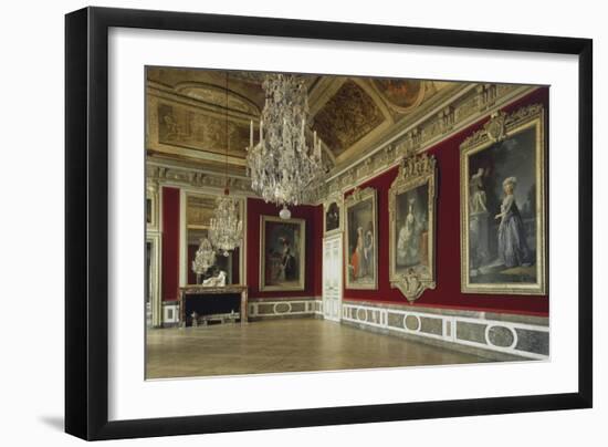 Vue intérieure : appartement de la Reine : antichambre du grand couvert de la Reine-null-Framed Giclee Print