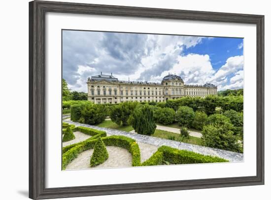 WŸrzburg, Bavaria, Germany, WŸrzburger Residence with Court Garden-Bernd Wittelsbach-Framed Photographic Print