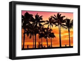 Waikiki Beach, Honolulu, Island of Oahu, Hawaii, USA-null-Framed Art Print