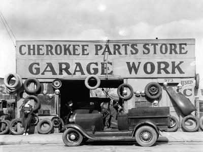 Auto parts shop. Atlanta, Georgia, 1936