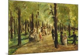 Walkers in the Tiergarten; Spazierganger Im Tiergarten, 1918-Max Liebermann-Mounted Giclee Print