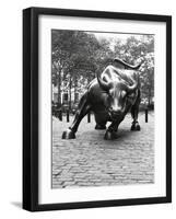 Wall Street Bull Sculpture-Chris Bliss-Framed Premium Photographic Print