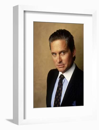 Wall street by Oliver Stone with Michael Douglas, 1987 (photo)-null-Framed Photo