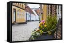 Canvas Black