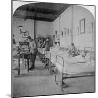 Ward in General Hospital No 10, Formerly Grey's College, Bloemfontein, South Africa, 1901-Underwood & Underwood-Mounted Giclee Print