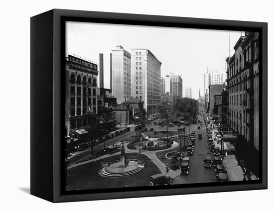 Washington Boulevard, Detroit, 1920-null-Framed Stretched Canvas