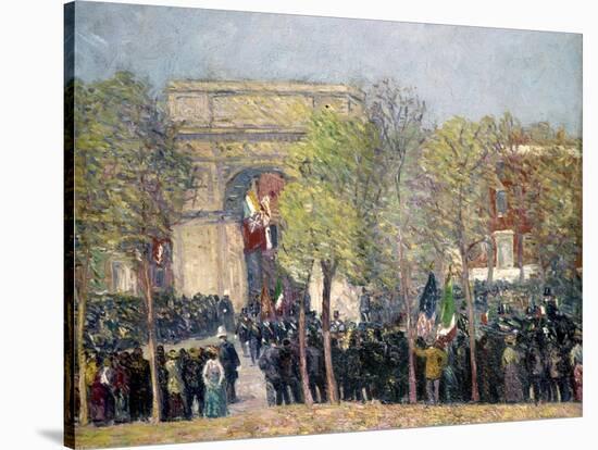 Washington Square, 1918-William James Glackens-Stretched Canvas