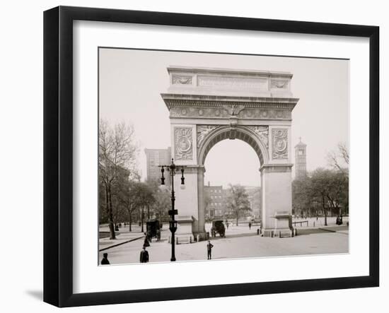 Washington Square and Memorial Arch, New York-null-Framed Photo