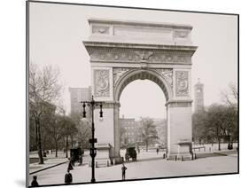 Washington Square and Memorial Arch, New York-null-Mounted Photo