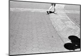 Washington Square Legs-Evan Morris Cohen-Mounted Photographic Print