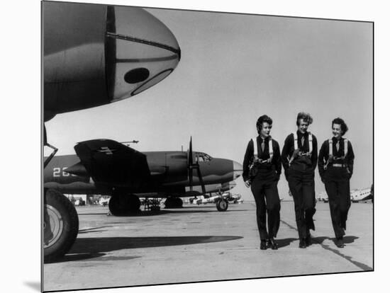 Wasps on Flight Line at Laredo AAF-null-Mounted Photo