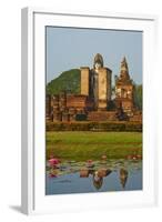 Wat Mahatat, Sukhothai Historical Park, Sukhothai, Thailand, Southeast Asia, Asia-null-Framed Photographic Print