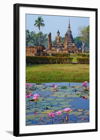 Wat Mahatat, Sukhothai Historical Park, Sukhothai, Thailand, Southeast Asia, Asia-null-Framed Photographic Print