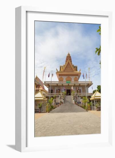 Wat Ounalom, Phnom Penh, Cambodia-null-Framed Giclee Print