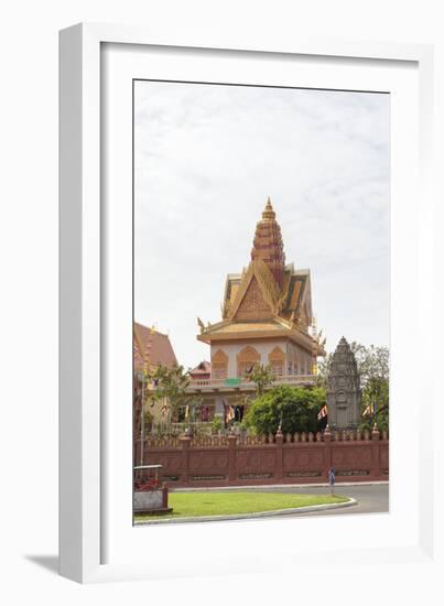 Wat Ounalom, Phnom Penh, Cambodia-null-Framed Giclee Print