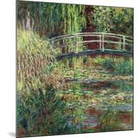 Water Lily Pond, 1900-Claude Monet-Mounted Giclee Print