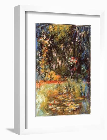 Water Lily Pond, 1918-Claude Monet-Framed Art Print