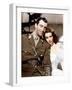 WATERLOO BRIDGE, from left: Robert Taylor, Vivien Leigh, 1940-null-Framed Photo