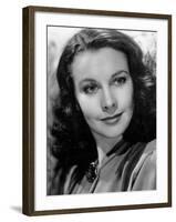 Waterloo Bridge, Vivien Leigh, 1940-null-Framed Photo