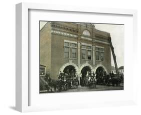 Waterloo, Iowa - Fire Station Exterior Photograph-Lantern Press-Framed Art Print