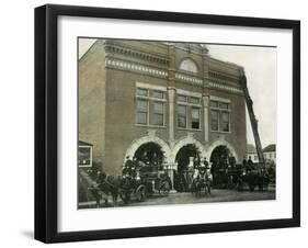 Waterloo, Iowa - Fire Station Exterior Photograph-Lantern Press-Framed Art Print