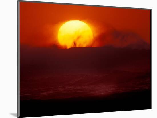 Waves and Sun, Cannon Beach, Oregon, USA-Art Wolfe-Mounted Photographic Print