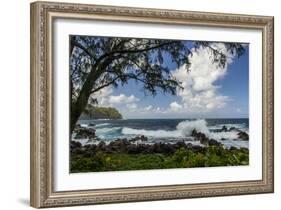 Waves Crashing Upon Rocks, Laupahoehoe Park, Hawaii, USA-Jaynes Gallery-Framed Photographic Print