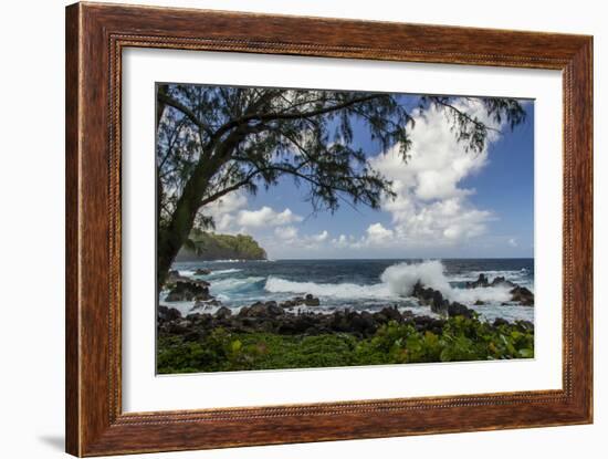 Waves Crashing Upon Rocks, Laupahoehoe Park, Hawaii, USA-Jaynes Gallery-Framed Photographic Print