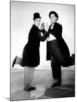 Way Out West, Stan Laurel, Oliver Hardy, 1937-null-Mounted Photo