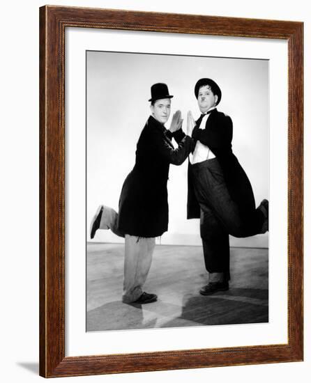 Way Out West, Stan Laurel, Oliver Hardy, 1937-null-Framed Photo