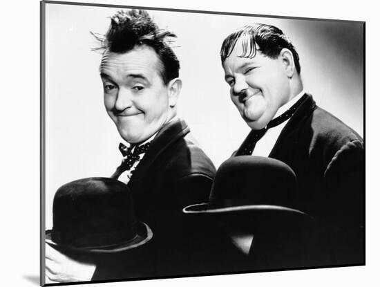 Way Out West, Stan Laurel, Oliver Hardy, 1937-null-Mounted Photo