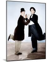 Way Out West, Stan Laurel, Oliver Hardy, 1937-null-Mounted Photo