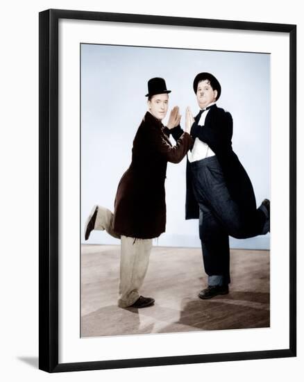 Way Out West, Stan Laurel, Oliver Hardy, 1937-null-Framed Photo