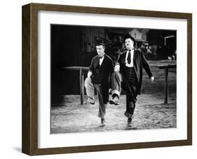 Way Out West, Stan Laurel, Oliver Hardy, 1937-null-Framed Photo