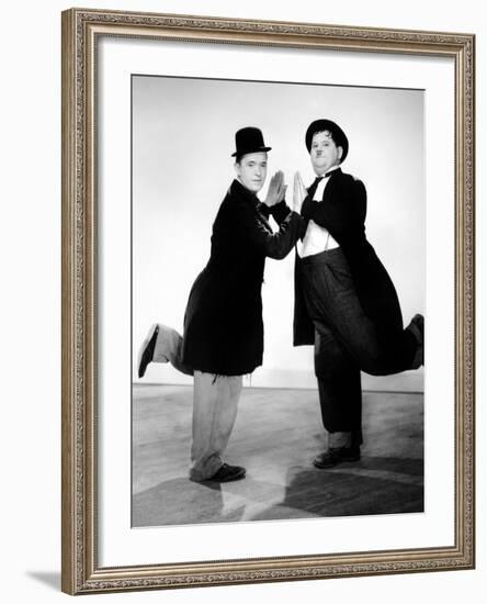 Way Out West, Stan Laurel, Oliver Hardy, 1937-null-Framed Photo