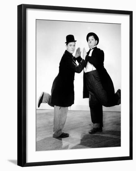 Way Out West, Stan Laurel, Oliver Hardy, 1937-null-Framed Photo