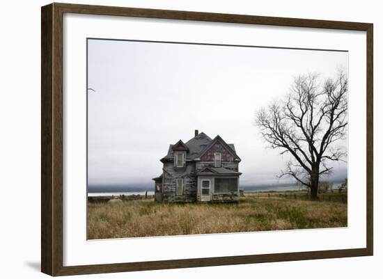 Weathered Homestead-Patrick Ziegler-Framed Photographic Print