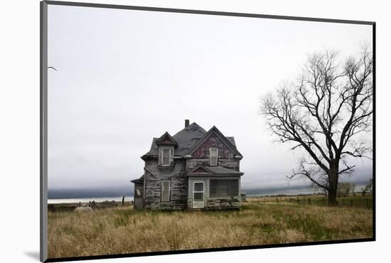 Weathered Homestead-Patrick Ziegler-Mounted Photographic Print