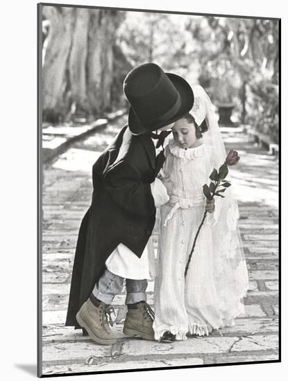 Wedding Kiss-Gail Goodwin-Mounted Giclee Print