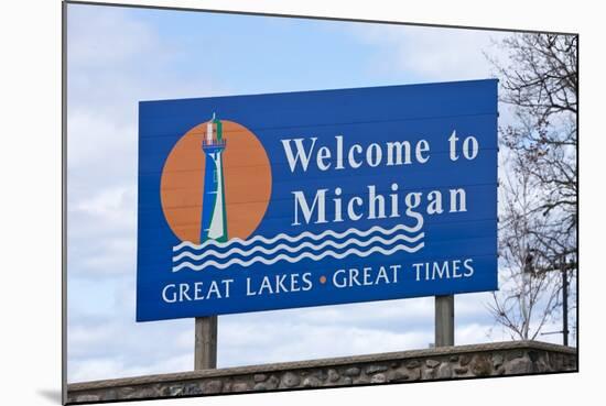 Welcome to Michigan Sign-Paul Souders-Mounted Photographic Print