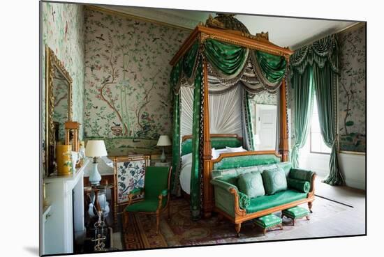 Wellington Bedroom, Chatsworth House, Derbyshire-null-Mounted Photographic Print