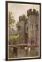 Wells, Somerset: the Bishop's Palace Gatehouse and Drawbridge-null-Framed Premium Giclee Print
