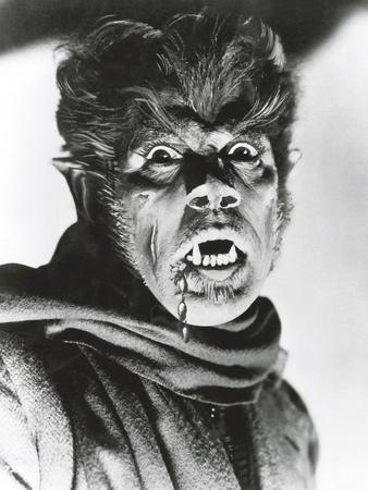 https://imgc.allpostersimages.com/img/posters/werewolf-of-london-henry-hull-1935_u-L-PH5TC80.jpg?artPerspective=n