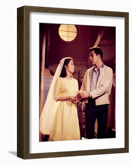 West Side Story, Natalie Wood, Richard Beymer, 1961-null-Framed Photo