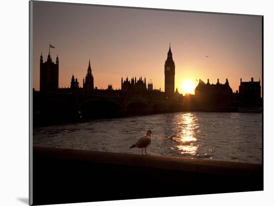 Westminster Bridge, Houses of Parliament, and Big Ben, UNESCO World Heritage Site, London, England-Sara Erith-Mounted Photographic Print