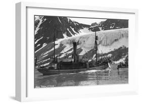 Whaling, Magdalene Bay, Spitzbergen, Norway, 1929-null-Framed Giclee Print